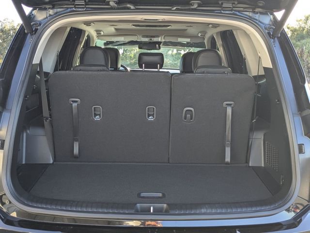 Used 2024 Kia Telluride EX image 13