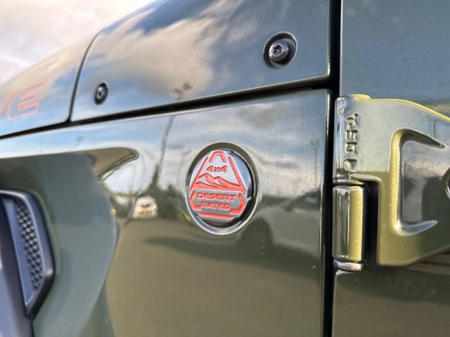Used 2022 Jeep Gladiator Mojave w/ Trailer Tow Package AWD/4WD image 15