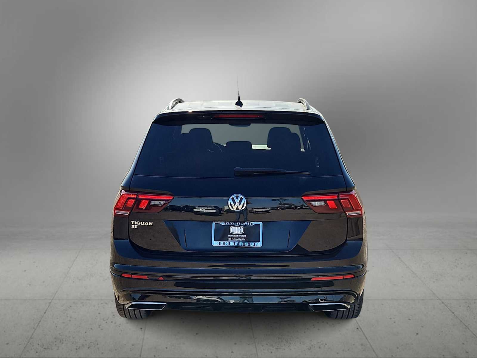 Used 2021 Volkswagen Tiguan SE R-Line image 7