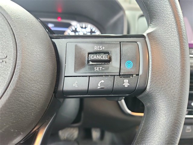 Used 2022 Nissan Rogue SV image 23