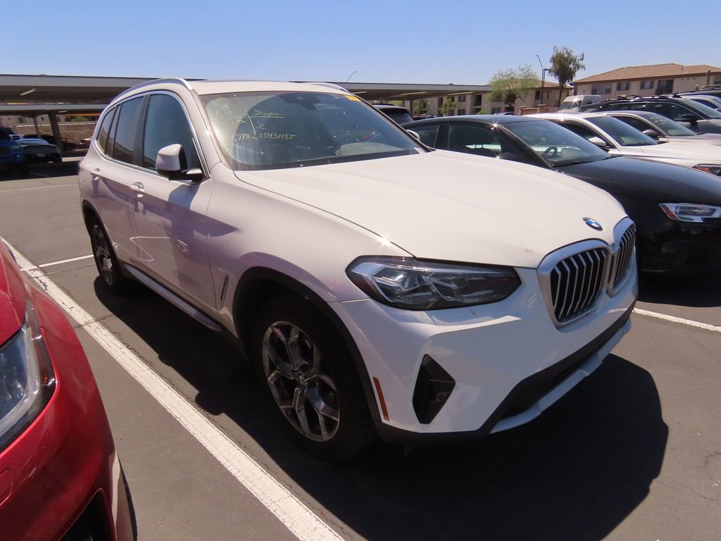 Used 2023 BMW X3 xDrive30i w/ Premium Package AWD/4WD image 2
