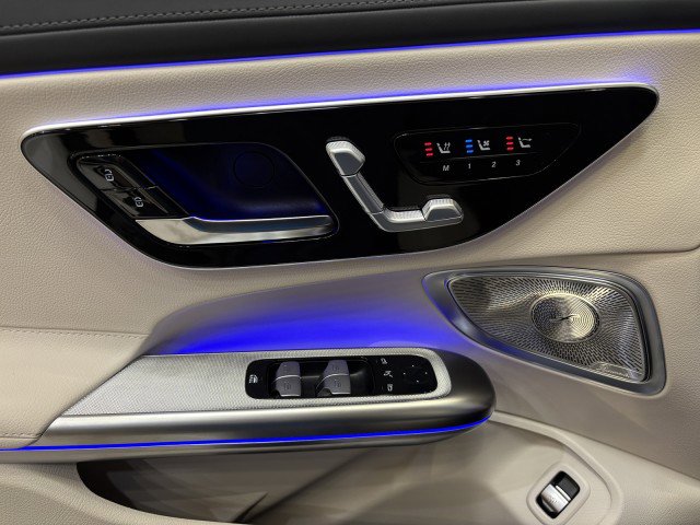 New 2026 Mercedes-Benz CLE 450 4MATIC Cabriolet image 13