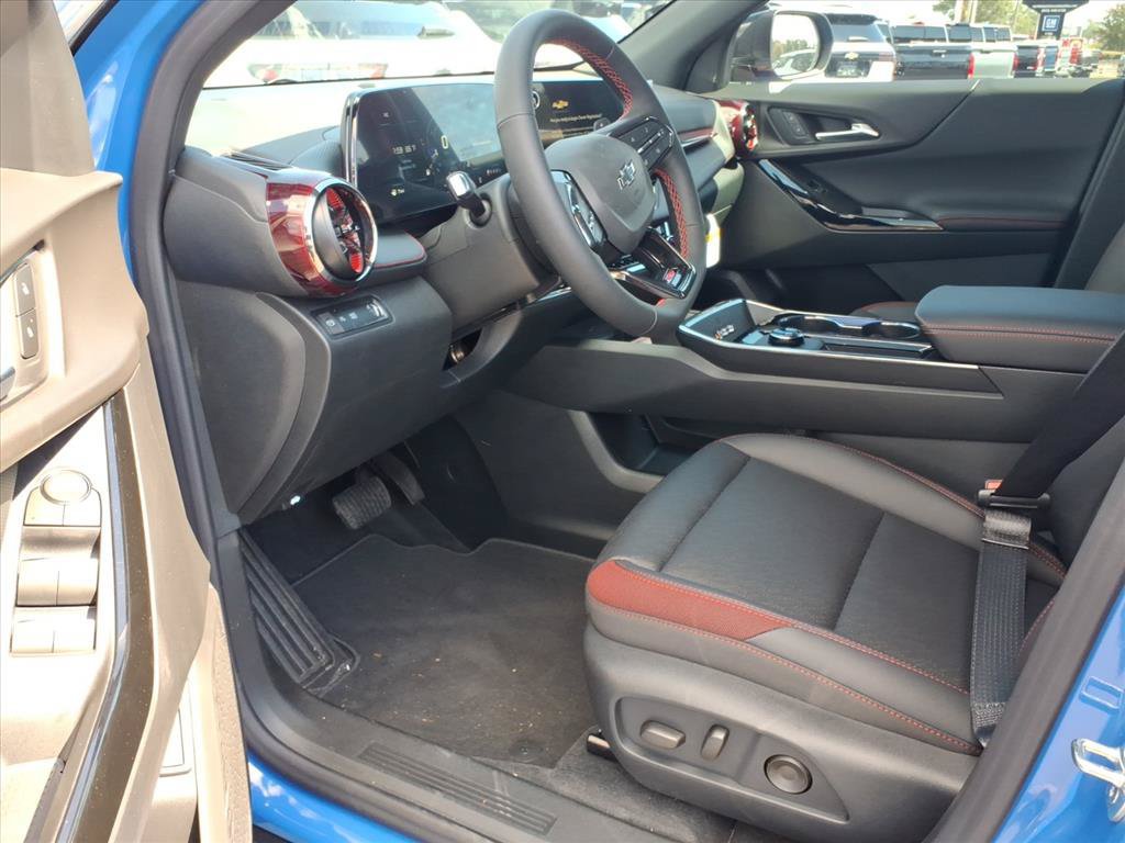 New 2027 Chevrolet Equinox RS w/ Safety and Technology Package FWD image 11