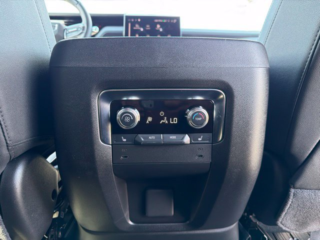 Used 2025 GMC Yukon XL Elevation AWD/4WD image 37