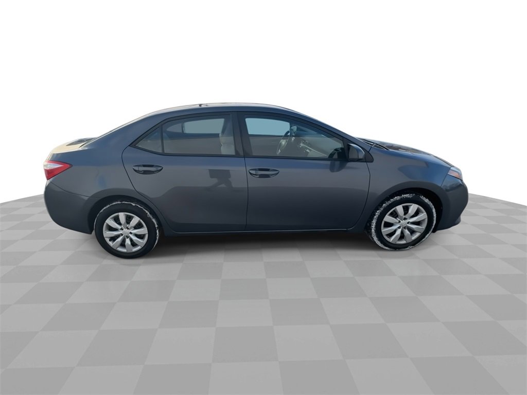 Used 2015 Toyota Corolla L image 9