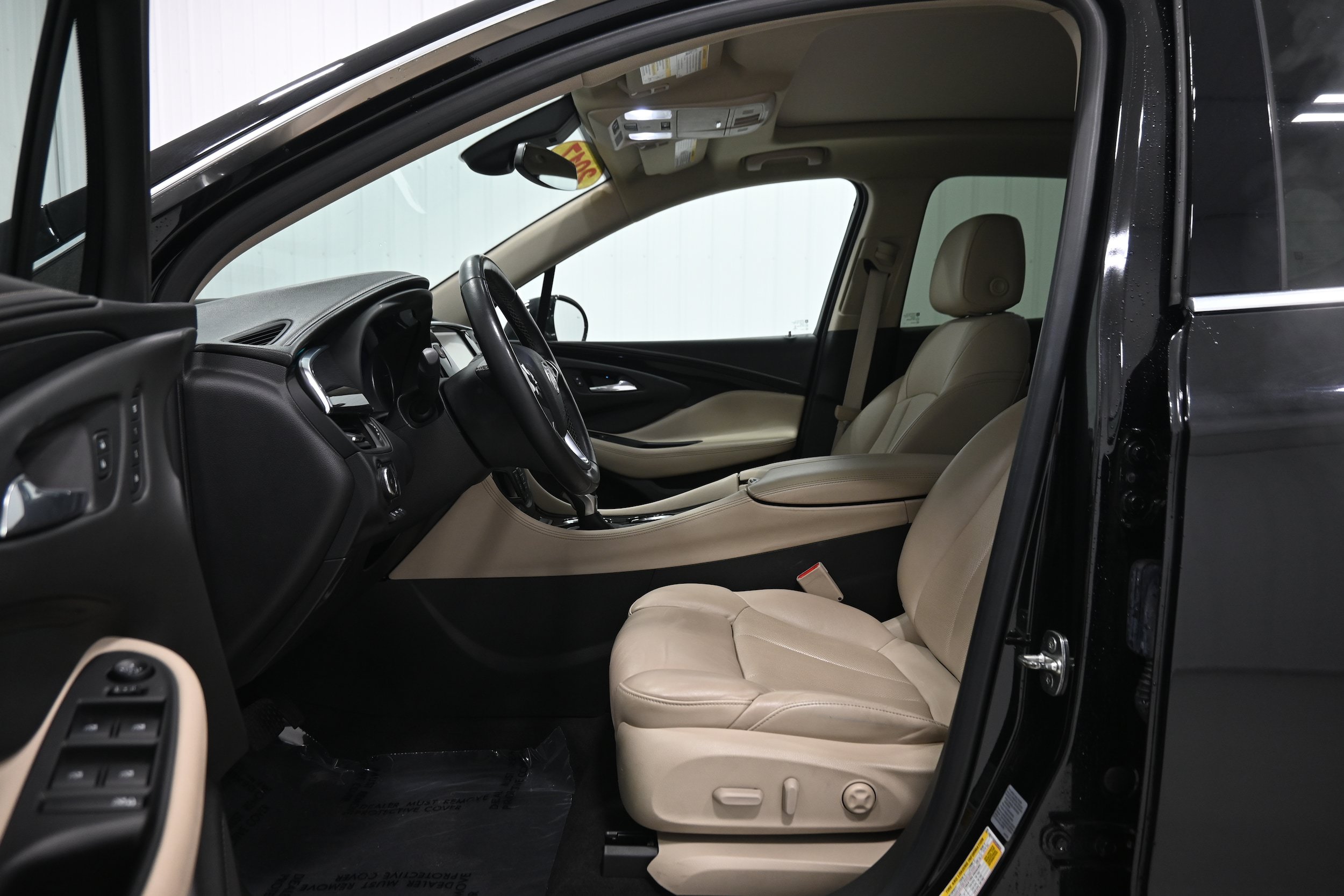Used 2017 Buick Envision Premium AWD/4WD image 5