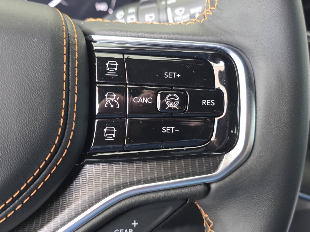New 2026 Jeep Grand Wagoneer Summit AWD/4WD image 48