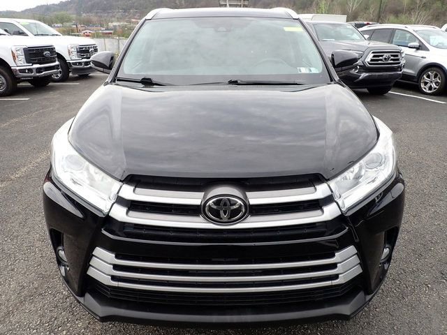 Used 2019 Toyota Highlander XLE AWD/4WD image 12