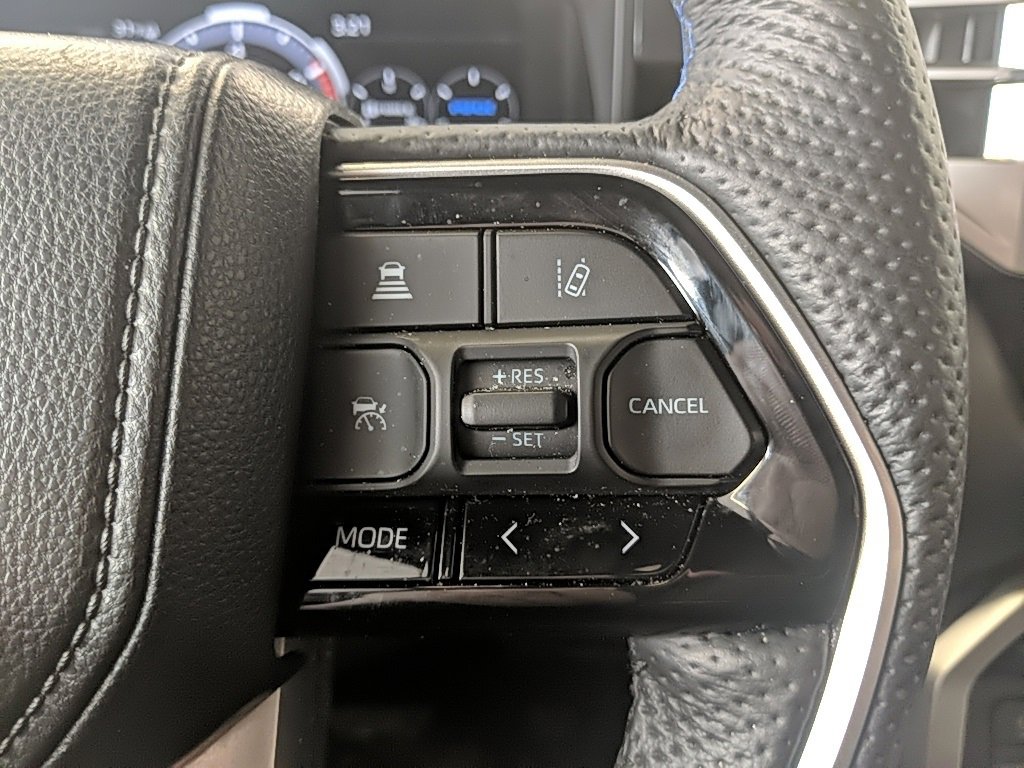 Used 2024 Toyota Sequoia Platinum image 19