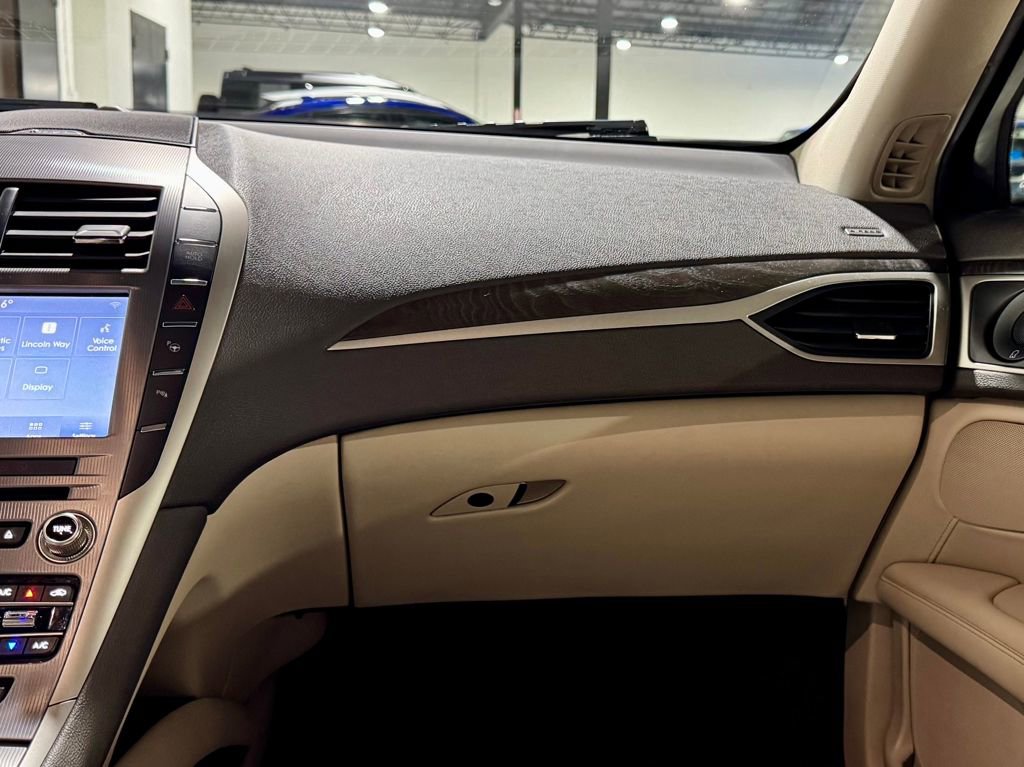 Used 2020 Lincoln MKZ Reserve w/ Elements Package image 26