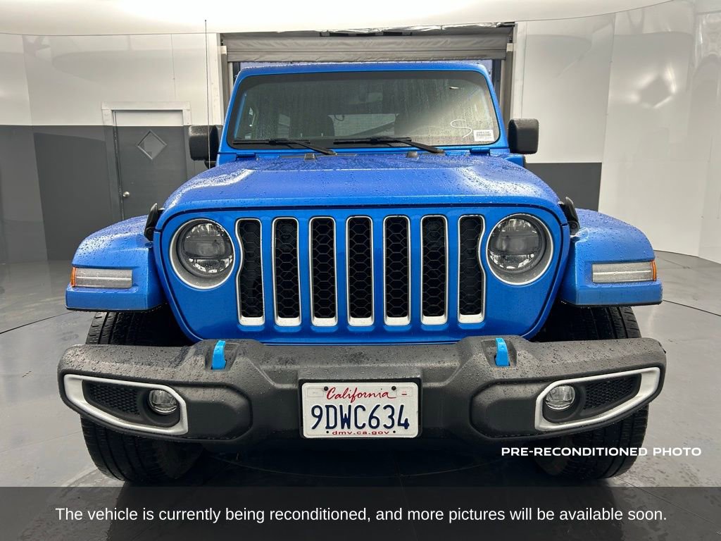 Used 2023 Jeep Wrangler Unlimited Sahara w/ Cold Weather Group image 9