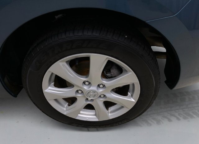 Used 2010 MAZDA MAZDA3 i Touring FWD image 17