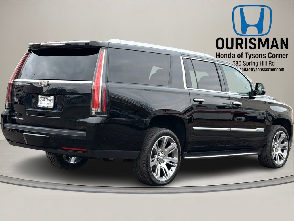 Used 2020 Cadillac Escalade ESV Luxury image 3