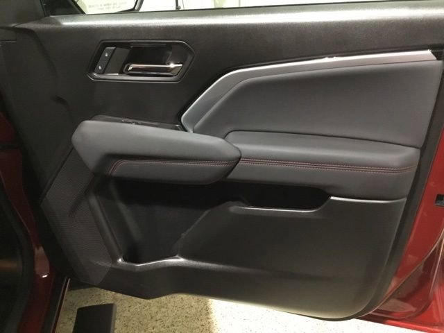 Used 2024 Chevrolet Colorado Z71 w/ Z71 Convenience Package 2 image 50