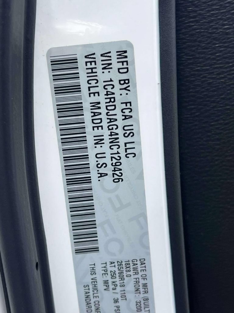 Used 2022 Dodge Durango SXT AWD/4WD image 17