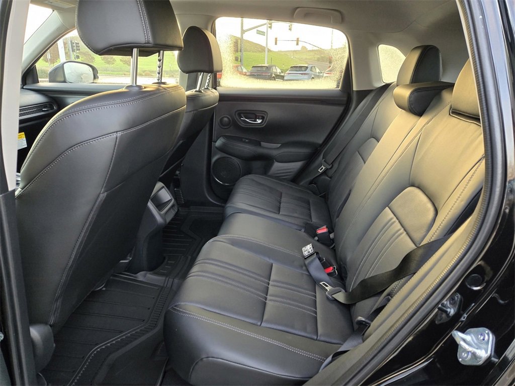 New 2026 Honda HR-V EX-L image 10