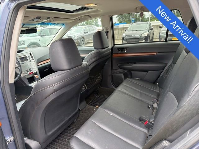 Used 2014 Subaru Outback 2.5i Limited AWD/4WD image 11