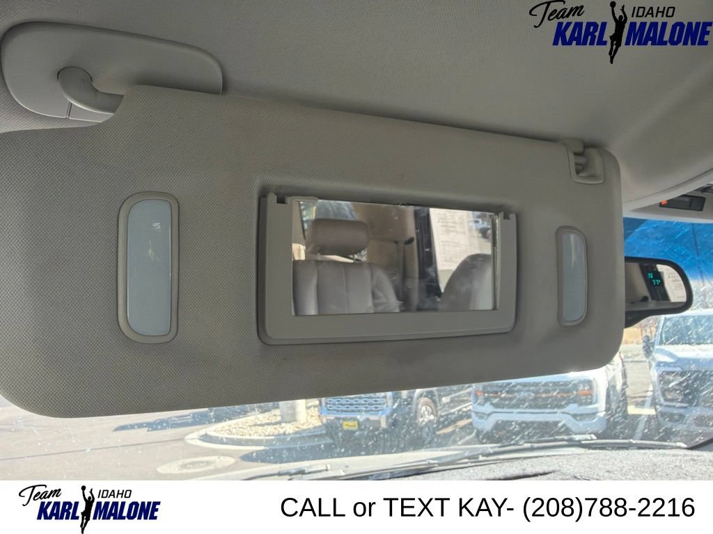 Used 2008 Chevrolet Suburban LT w/ LT Preferred Equipment Group AWD/4WD image 36