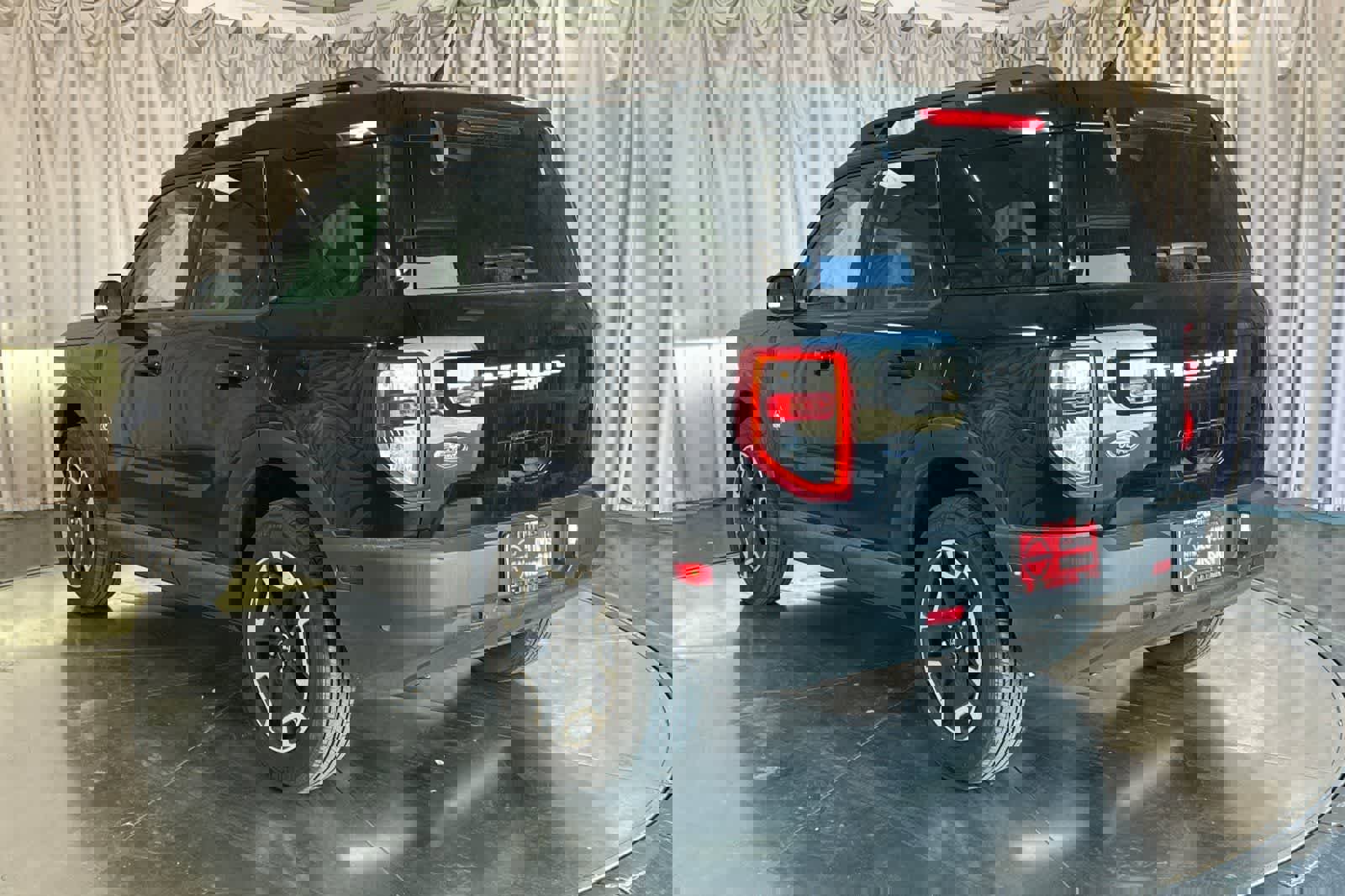 Used 2024 Ford Bronco Sport Outer Banks image 7