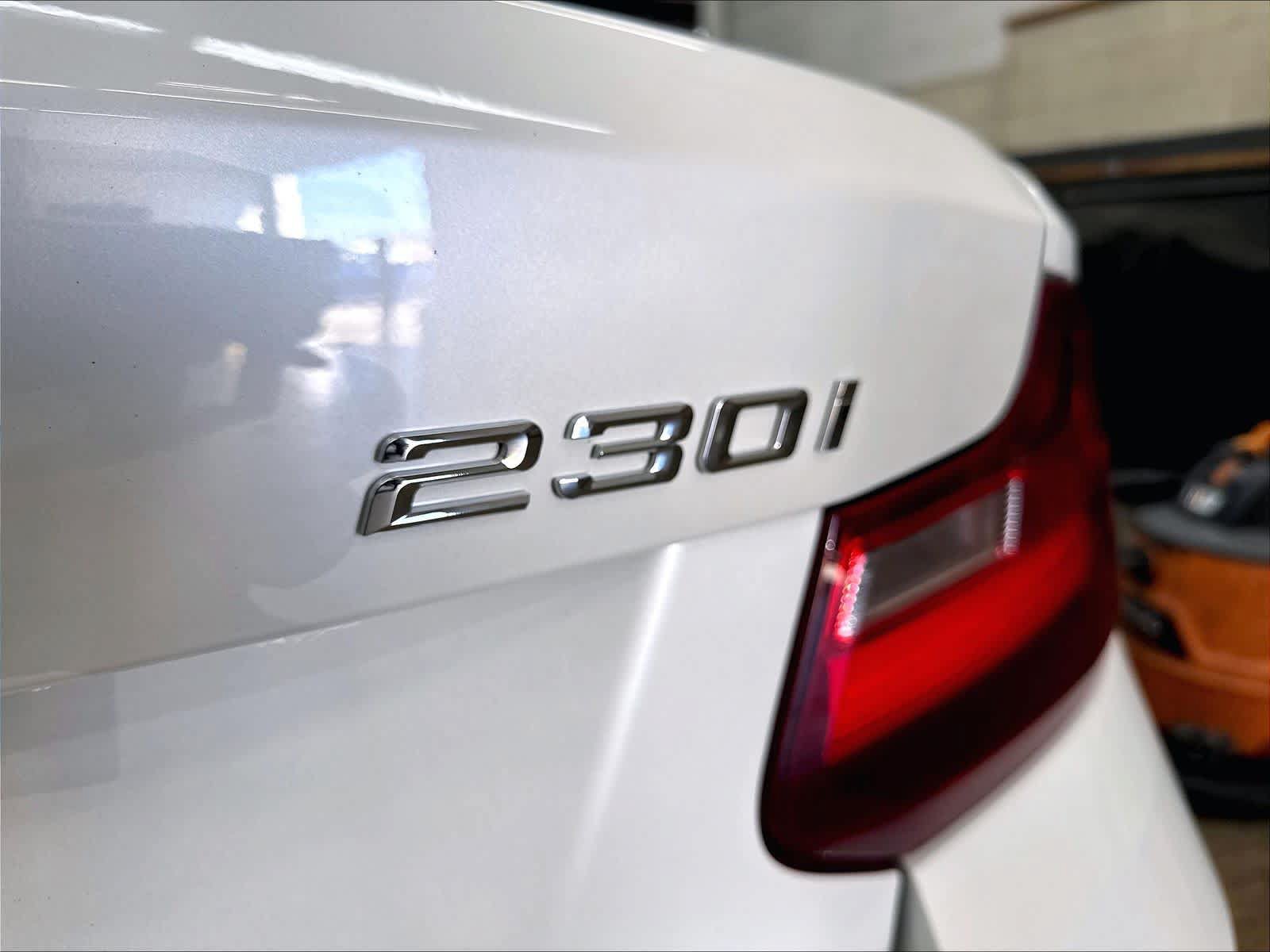 Used 2017 BMW 230i Coupe RWD image 11