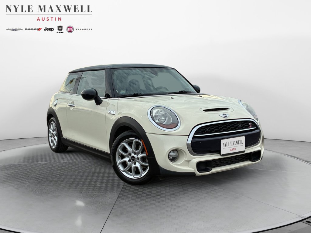 Used 2017 MINI Cooper S FWD image 2