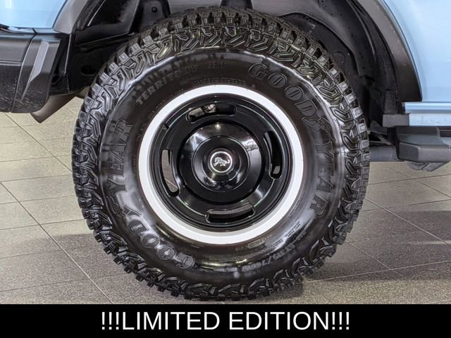 Used 2023 Ford Bronco Heritage Edition AWD/4WD image 10