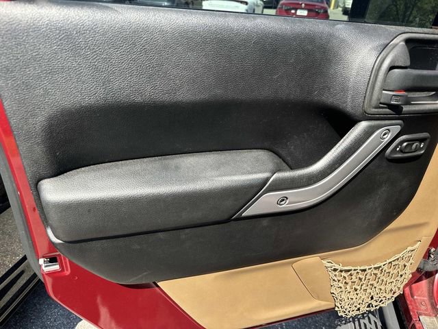 Used 2013 Jeep Wrangler Unlimited Sahara w/ Dual Top Group image 14