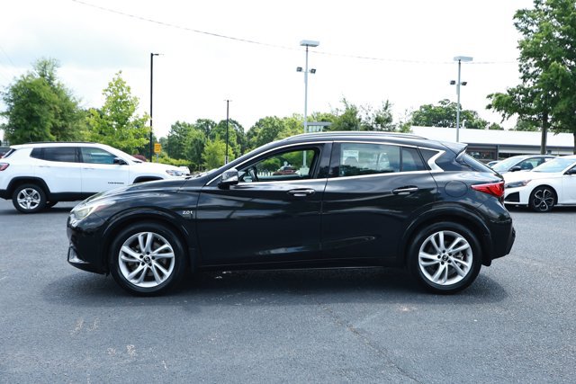 Used 2019 INFINITI QX30 w/ Cargo Package FWD image 9