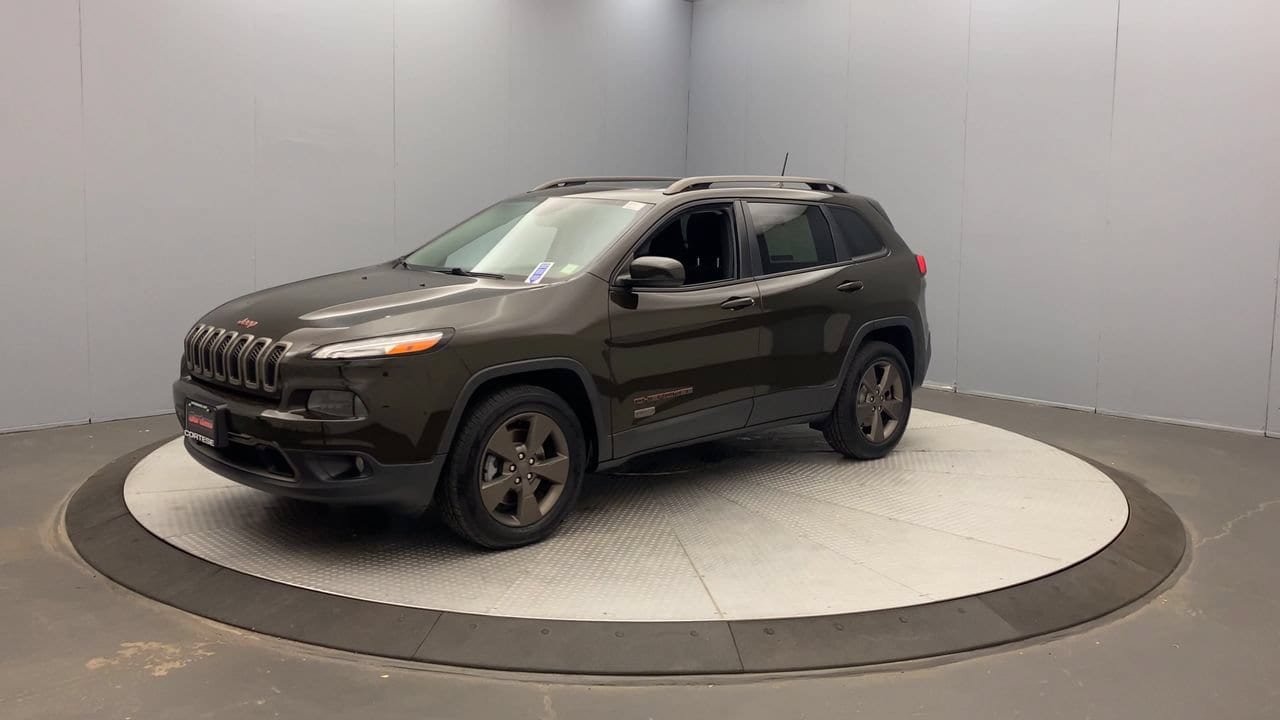 Used 2016 Jeep Cherokee 75th Anniversary AWD/4WD image 9