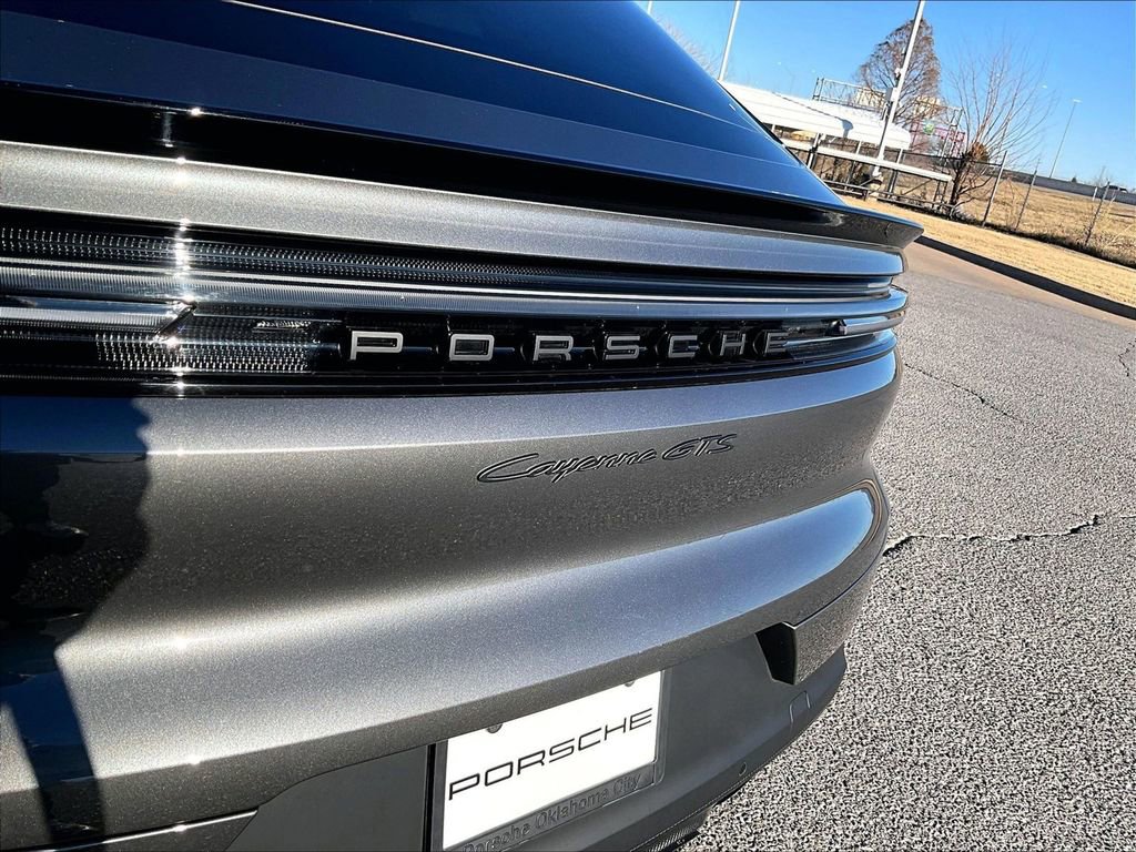 Certified 2025 Porsche Cayenne GTS image 24