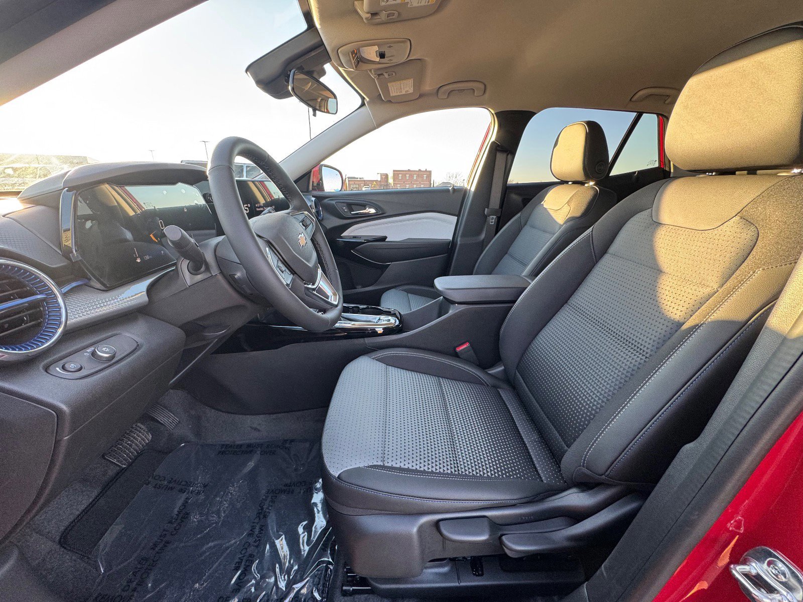 New 2026 Chevrolet Trax LT w/ Driver Confidence Package image 9