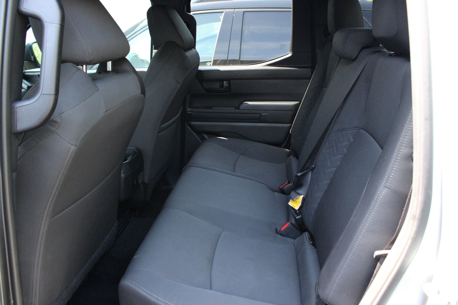 Used 2025 Toyota Tacoma SR5 AWD/4WD image 18