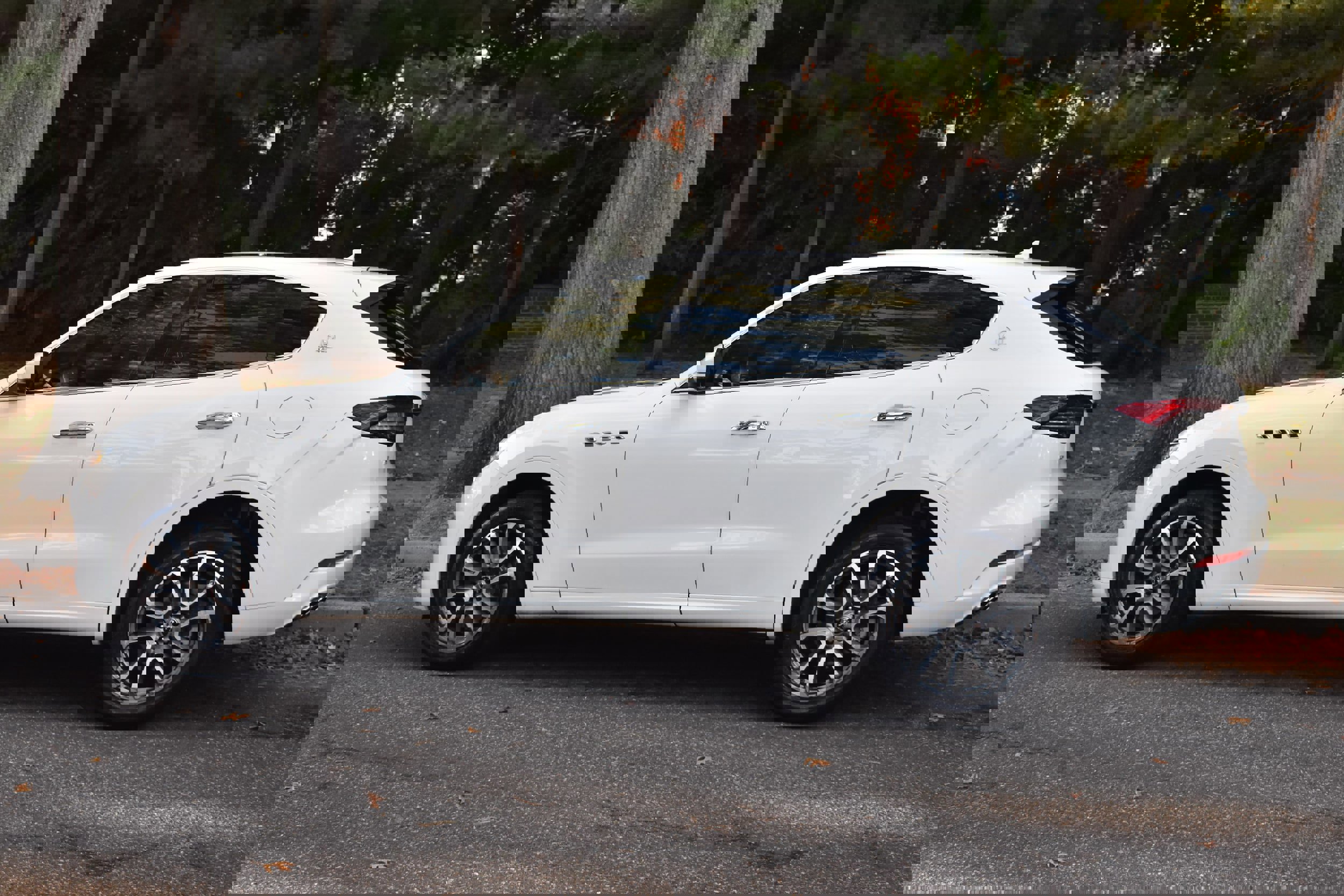 Used 2021 Maserati Levante GranSport image 5