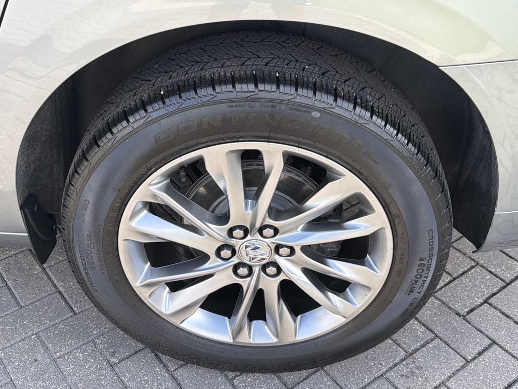 Certified 2023 Buick Enclave Avenir w/ Avenir Technology Package FWD image 31