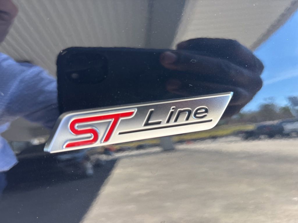 Used 2025 Ford Escape ST-Line image 9