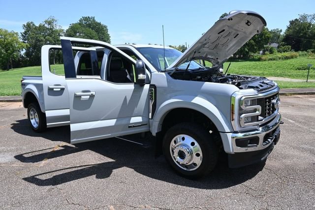 Certified 2025 Ford F450 Lariat w/ Lariat Ultimate Package AWD/4WD image 44