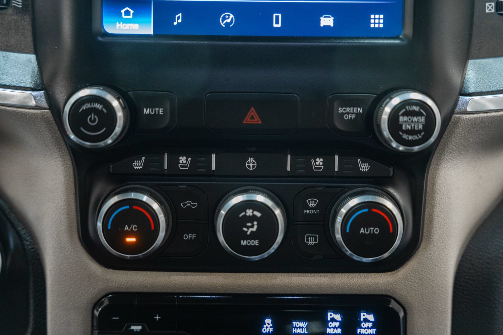 Used 2022 RAM 1500 Laramie AWD/4WD image 26