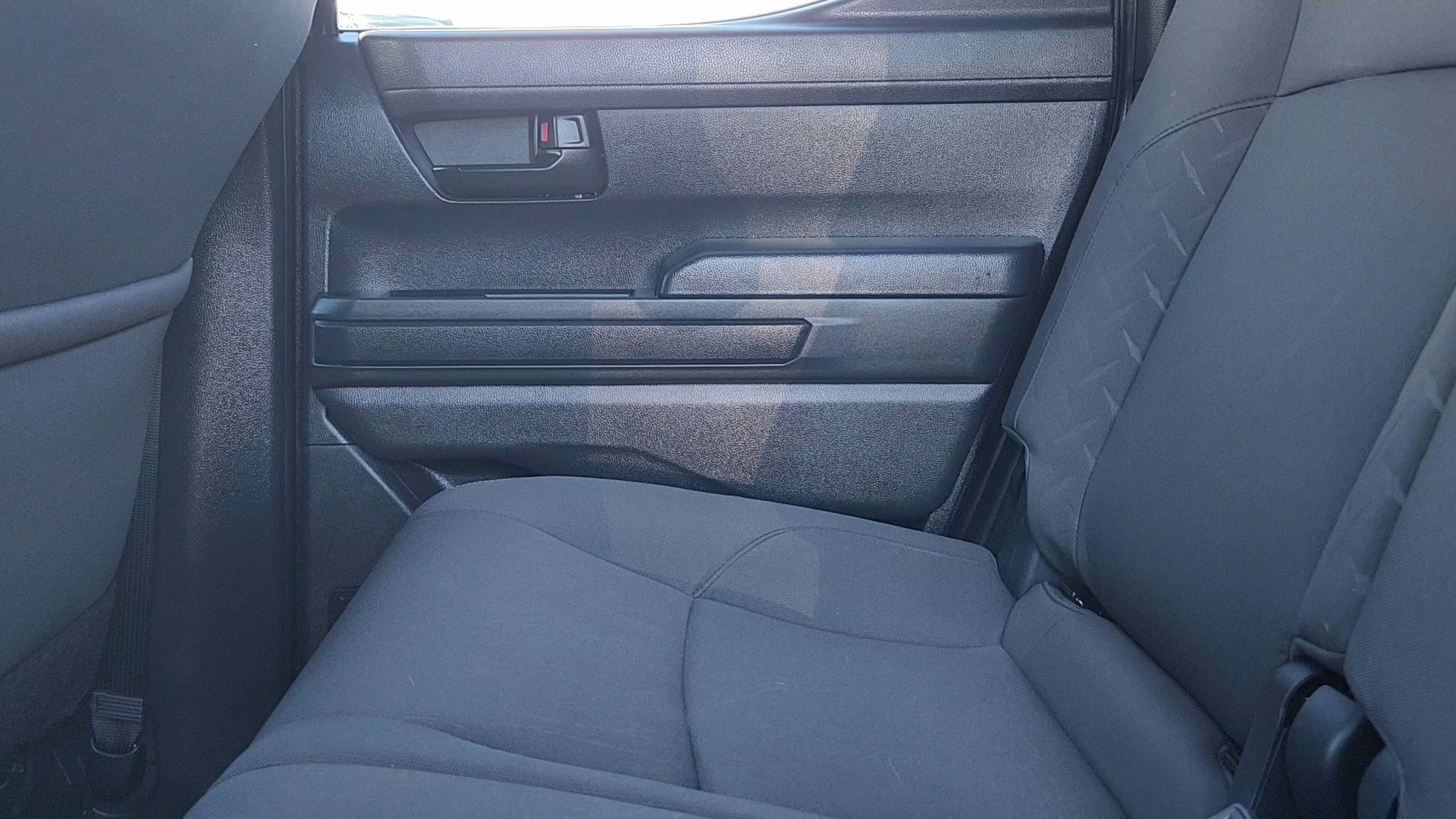 Used 2024 Toyota Tacoma SR AWD/4WD image 16