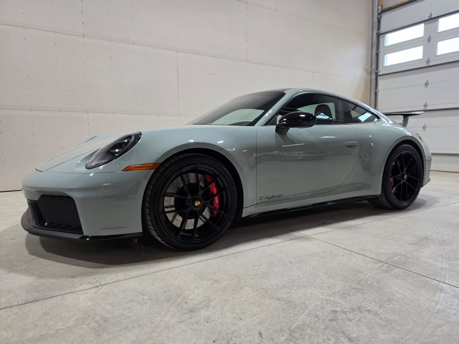 Used 2025 Porsche 911 Carrera 4 GTS AWD/4WD image 16