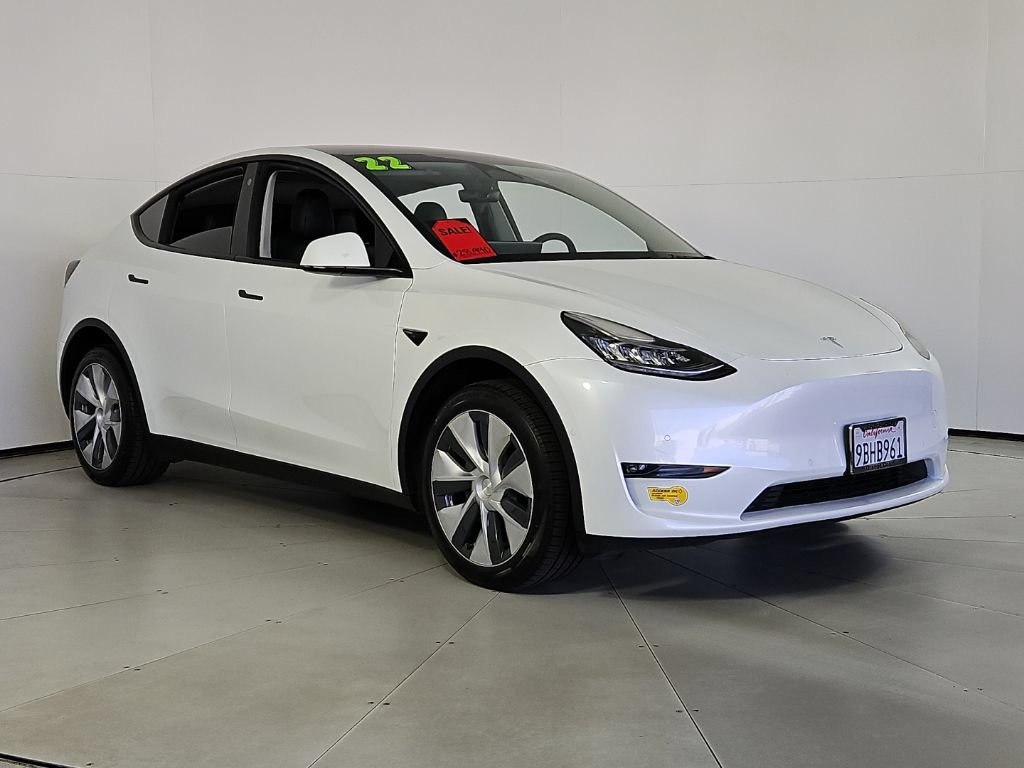 Used 2022 Tesla Model Y Long Range AWD/4WD image 4
