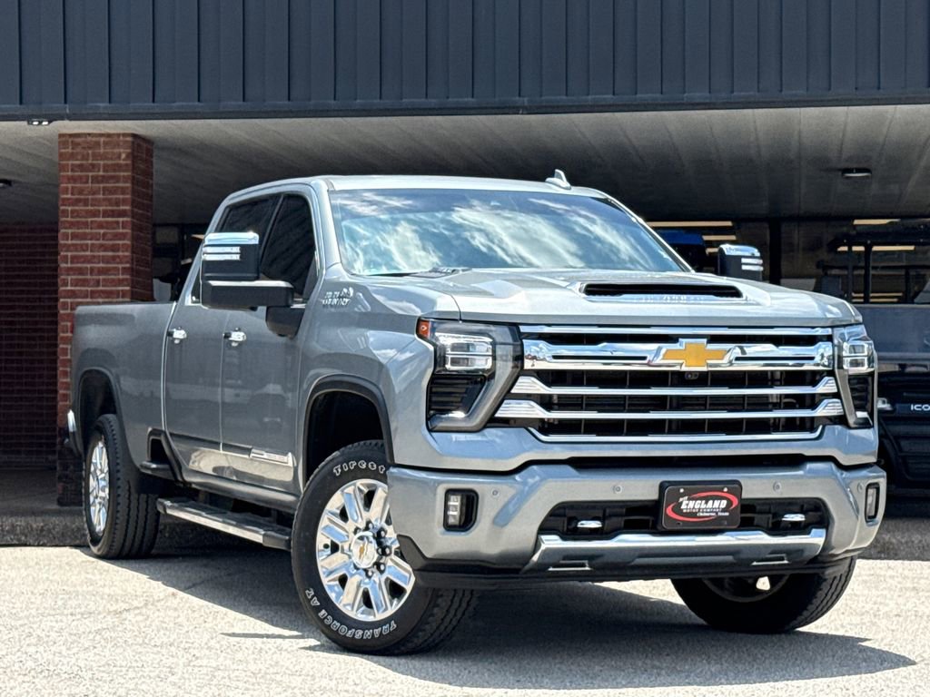 Used 2024 Chevrolet Silverado 3500 High Country w/ High Country Premium Package AWD/4WD video 1