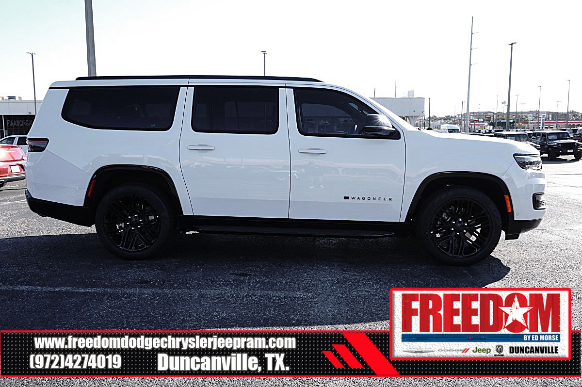 New 2025 Jeep Wagoneer L Series II w/ Premium Group I image 6