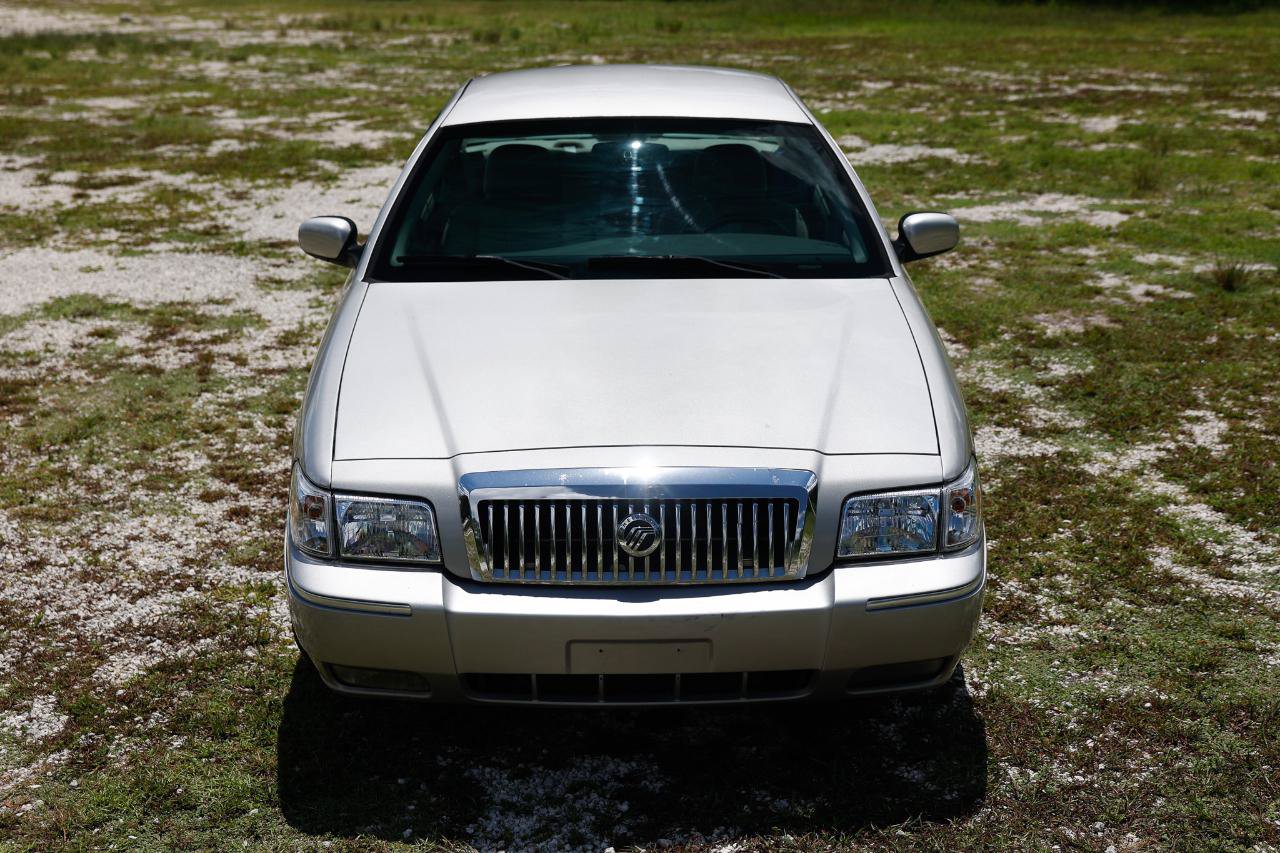 Used 2009 Mercury Grand Marquis LS RWD image 17