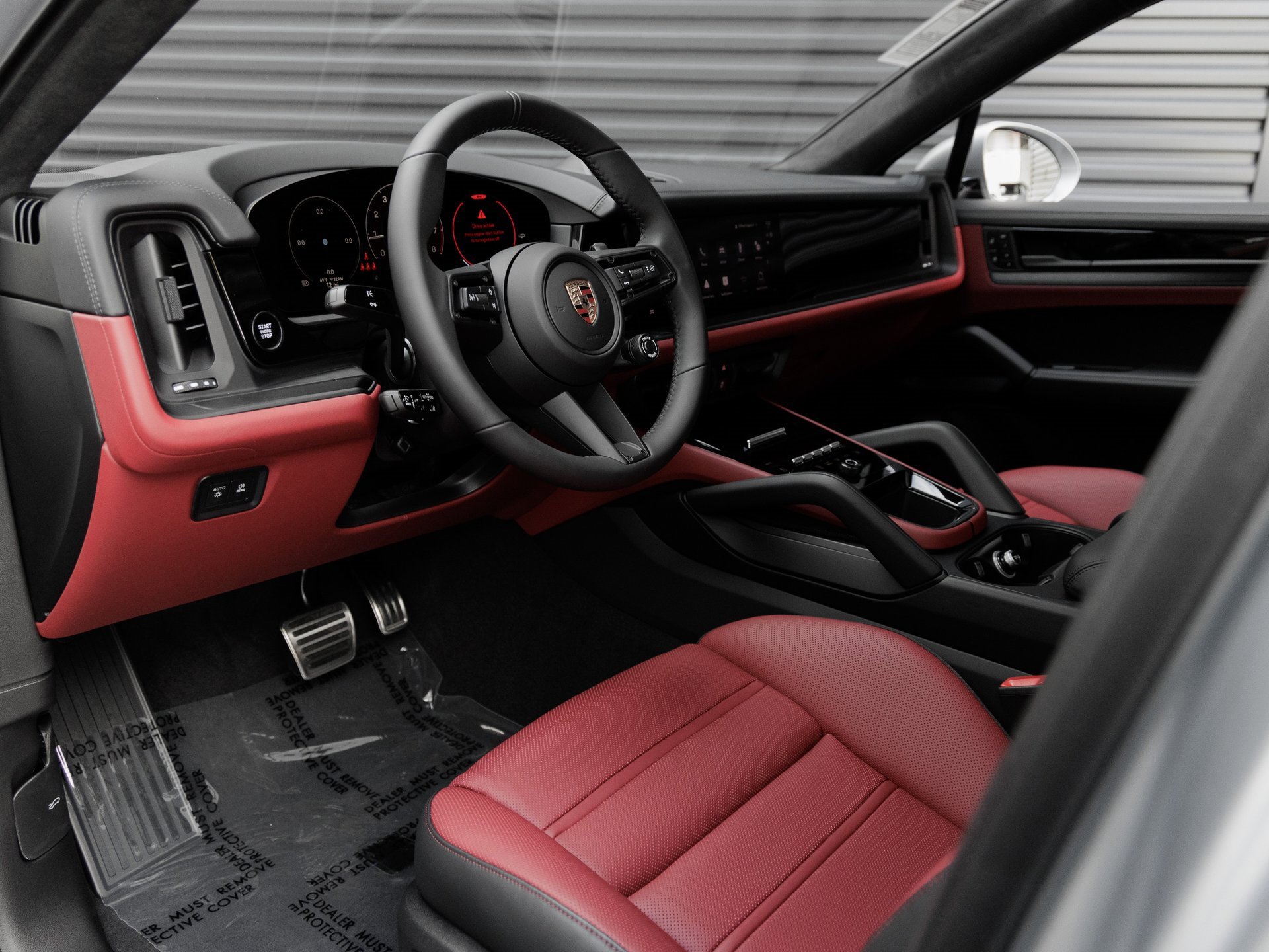 New 2026 Porsche Cayenne GTS image 4