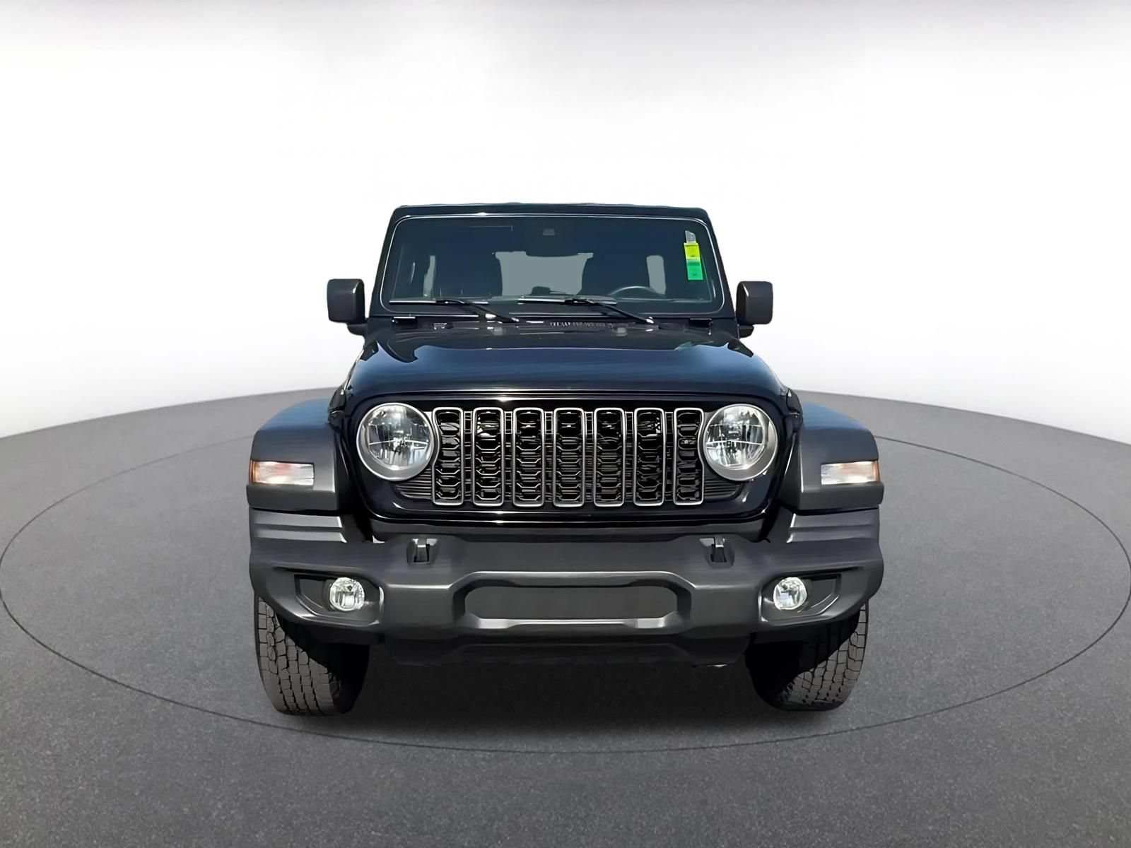 Used 2025 Jeep Wrangler Unlimited Sport AWD/4WD image 4