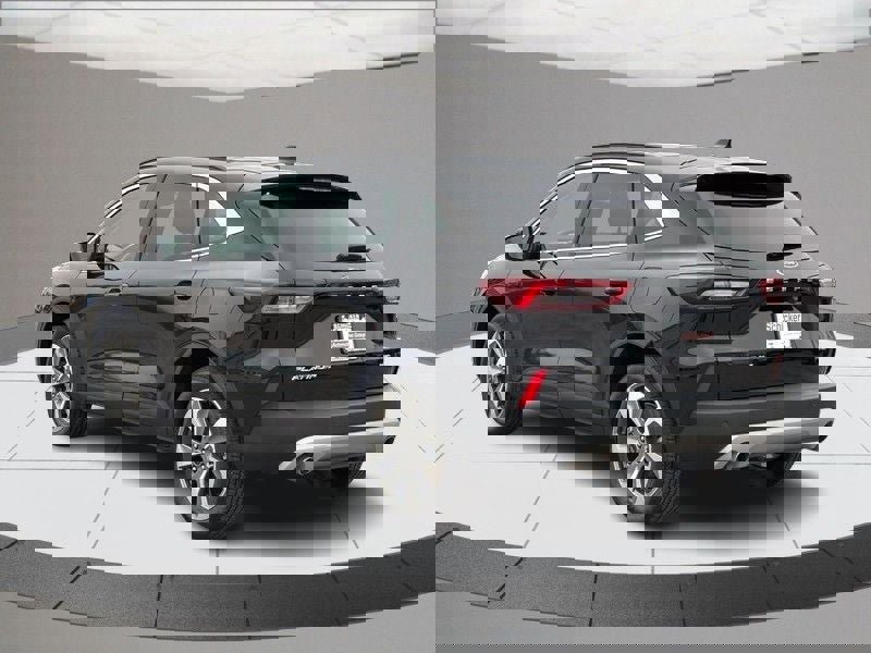 Used 2025 Ford Escape Platinum image 6