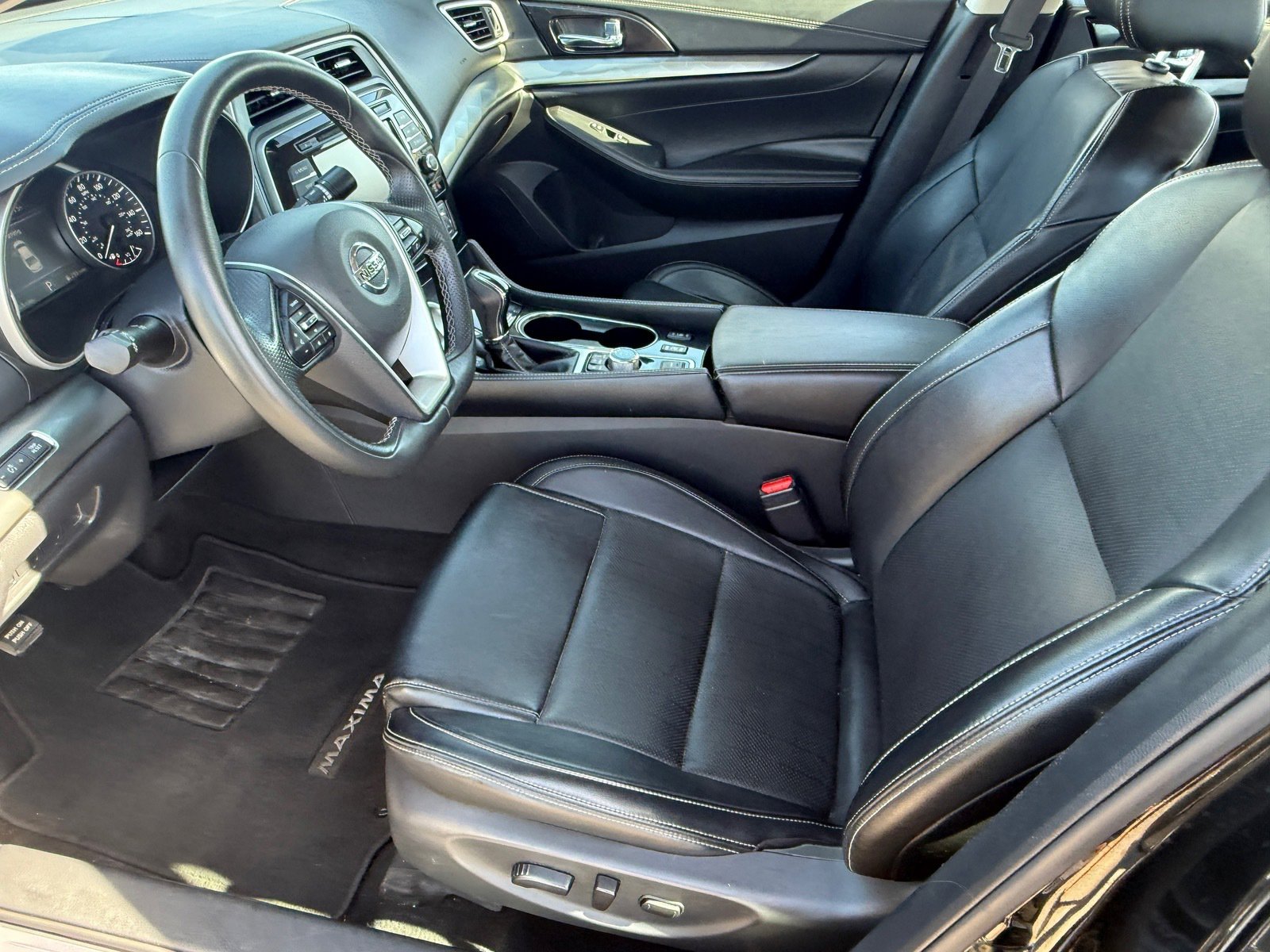 Used 2022 Nissan Maxima SV w/ Floor Mat Group image 11