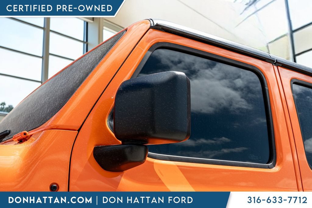 Used 2025 Jeep Wrangler Unlimited Rubicon w/ Convenience Group AWD/4WD image 29
