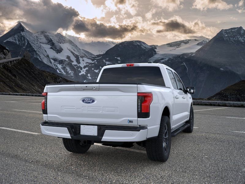 New 2025 Ford F150 Lightning Flash AWD/4WD image 8