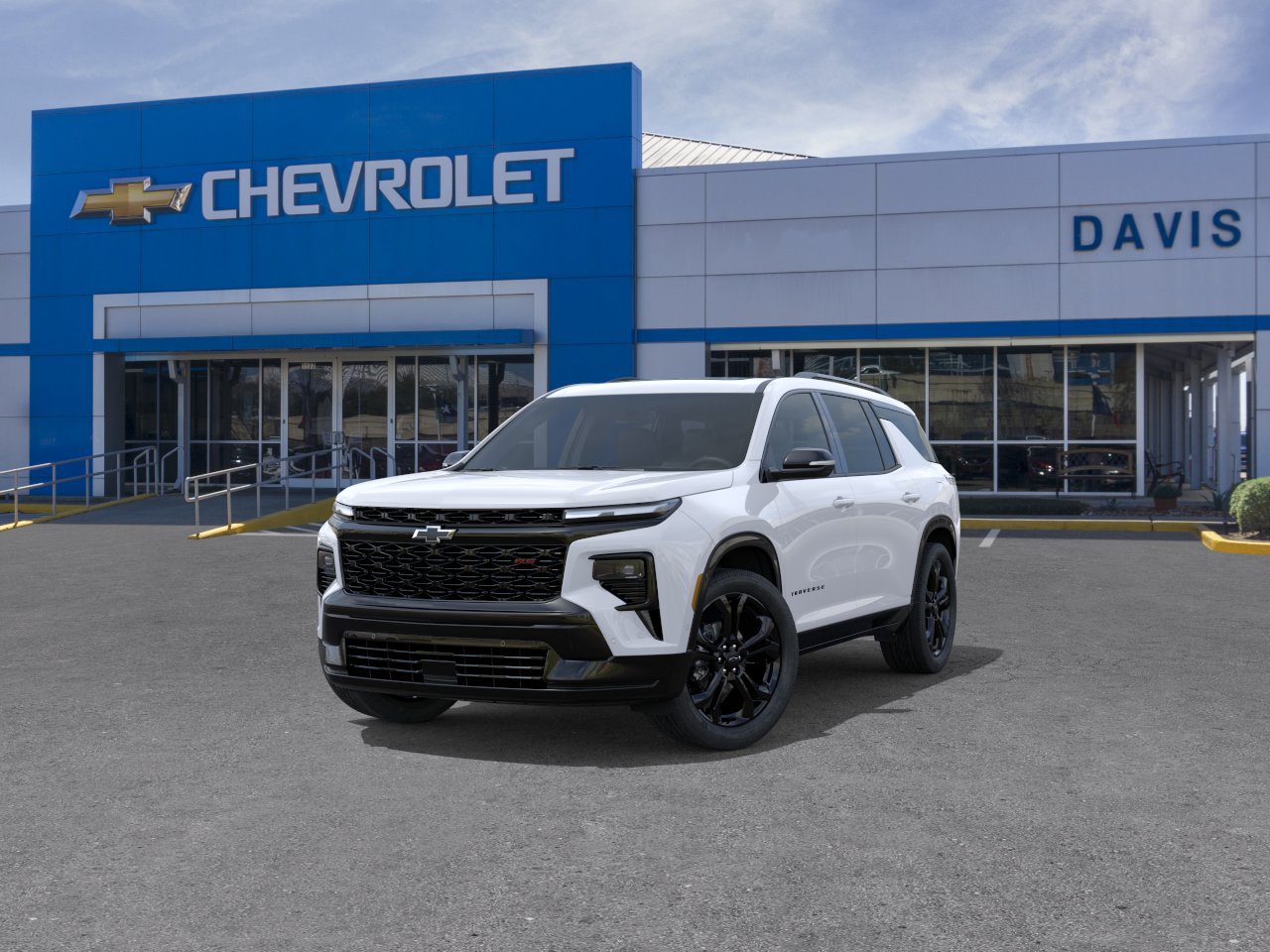 New 2027 Chevrolet Traverse RS w/ LPO, Floor Liner Package FWD image 8